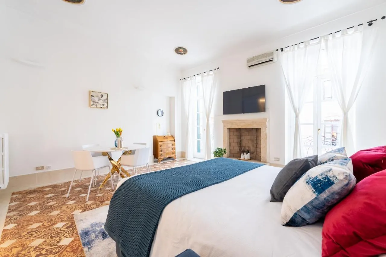 Corso Cavour Luxury Apartment Verona