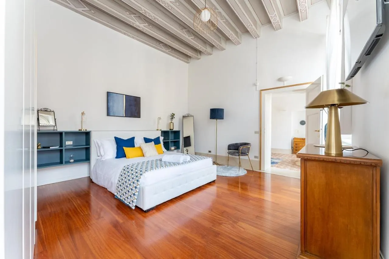 Corso Cavour Luxury Apartment Verona 0*,
