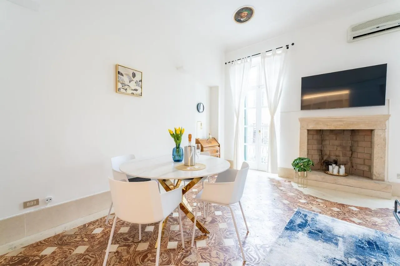 Corso Cavour Luxury Apartment Verona 0*,