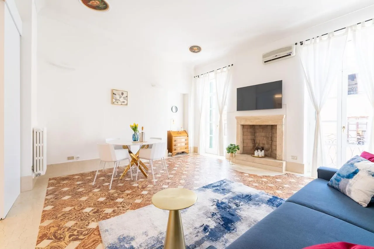 Corso Cavour Luxury Apartment Verona