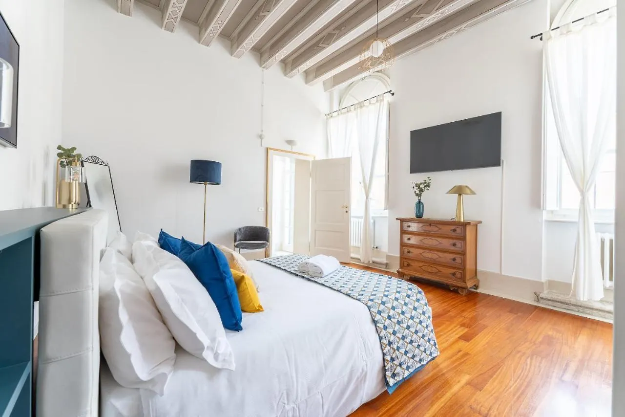 Corso Cavour Luxury Apartment Verona
