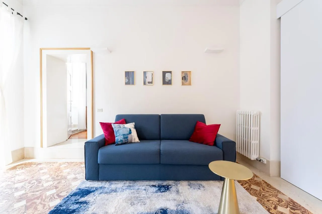 Corso Cavour Luxury Apartment Verona