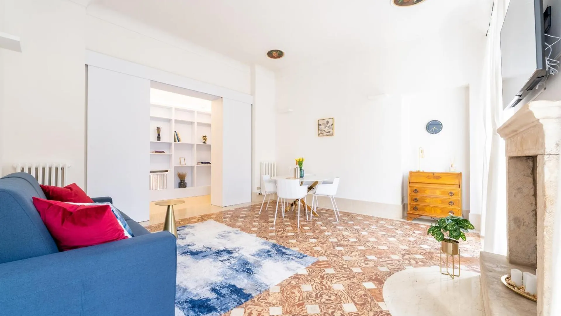 Corso Cavour Luxury Apartment Verona Italy